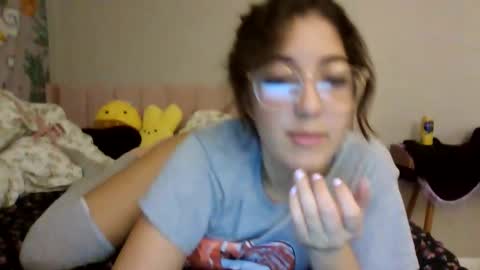 ItalianKitty online show from November 26, 3:40 am