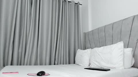 canella online show from February 9, 3:09 am