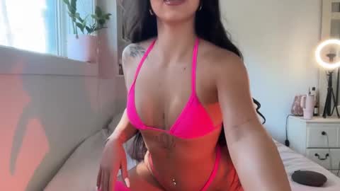 Aria Jackson online show from April 4, 6:18 pm