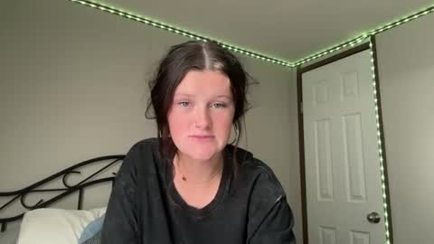 itsKaylaaa online show from July 1, 12:43 am