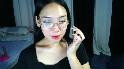 QUEEN online show from May 7, 6:39 am