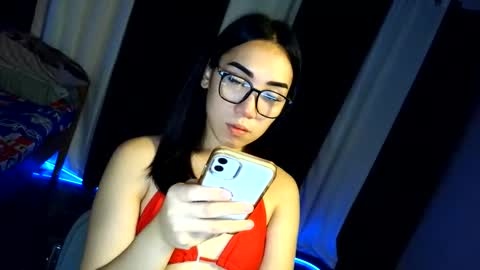 QUEEN online show from May 21, 6:33 am