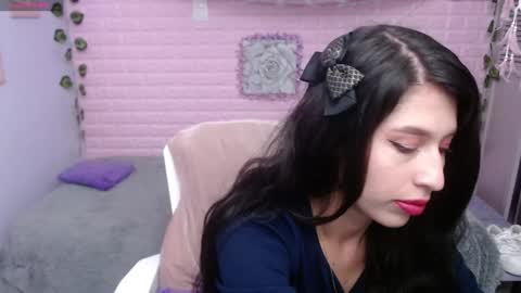 Snapshot of ivana_rose chatting on December 20, 7:39 pm Adris online show from December 20, 7:39 pm
