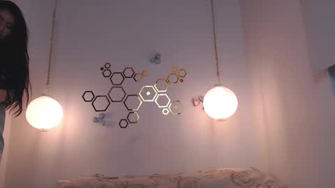 Snapshot of ivana_rose chatting on March 6, 1:37 am Adris online show from March 6, 1:37 am