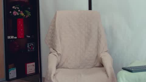 IrennaSplash online show from March 16, 5:44 am