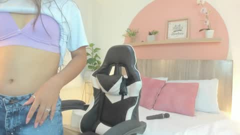 I V E T T E online show from May 23, 7:34 pm