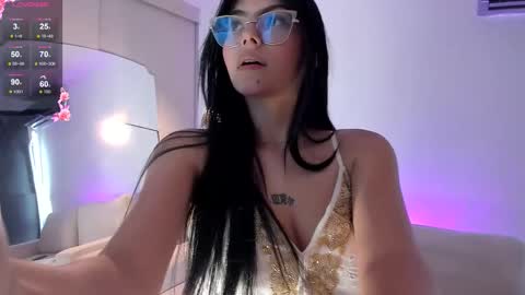 Ivon online show from September 9, 2:00 am