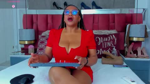 IVONSANCHEZ online show from January 7, 3:54 am