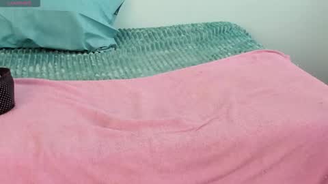 Ivon online show from March 26, 7:04 pm