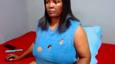 IVORYTITS48 online show from January 28, 5:32 am
