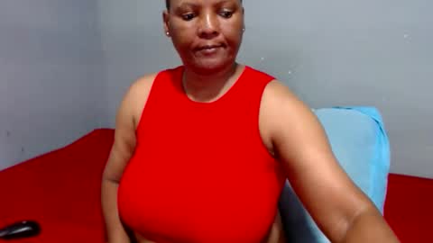 IVORYTITS48 online show from February 3, 5:07 am