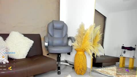 Daniela  online show from December 11, 12:12 pm