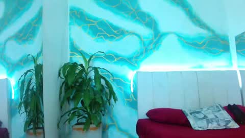 Snapshot of ivy_scorpio chatting on September 22, 12:25 pm ivy_scorpio online show from September 22, 12:25 pm