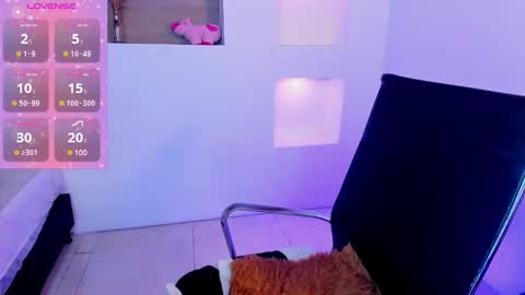 i v y  b l i s s online show from February 18, 11:55 am