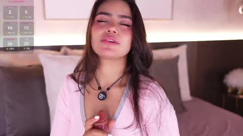 ivyellis online show from May 11, 12:29 pm