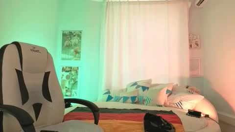 IVY - Follow me 3 online show from September 25, 9:52 am
