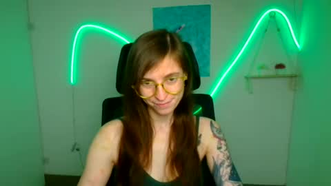 Ivy online show from June 25, 12:07 pm