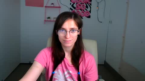 Ivy online show from June 24, 7:18 am