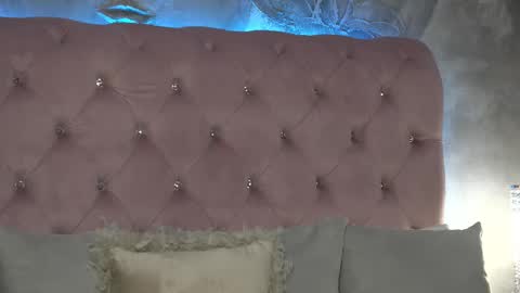  Ivy  online show from October 31, 6:50 am