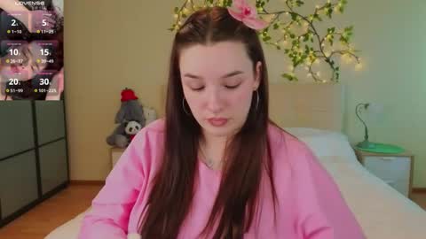 Daisy online show from May 9, 1:57 pm
