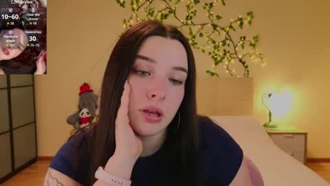 Daisy online show from May 27, 11:46 pm