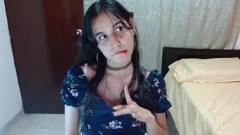 Izzyy online show from December 16, 9:53 pm