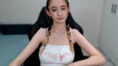 jackie__morgan online show from January 26, 12:37 am