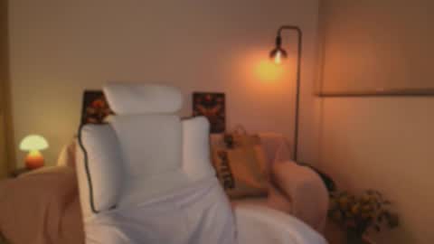 Linda Sofia help me get to 100 thumbs up online show from October 12, 5:10 am