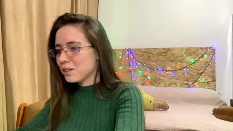 jacquelynsundin online show from November 11, 8:39 pm