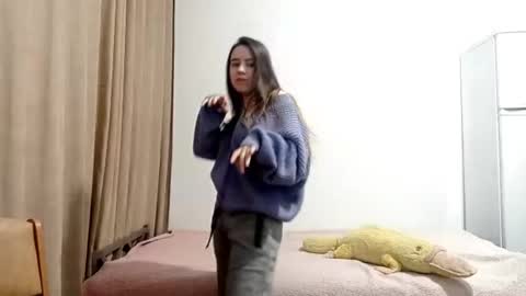 jacquelynsundin online show from October 23, 8:15 pm