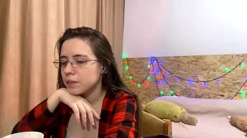 jacquelynsundin online show from November 12, 8:51 pm