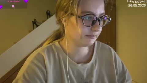 jacywinslat online show from May 26, 4:50 pm
