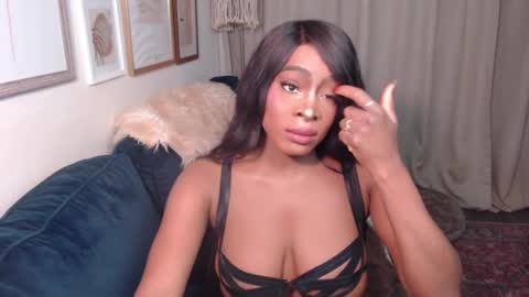 Jade online show from December 3, 11:02 pm