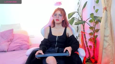 jade77__ online show from September 22, 2:15 pm