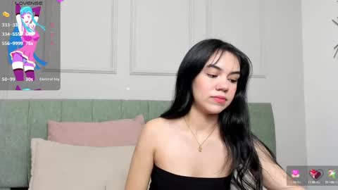 jade online show from September 12, 7:10 pm