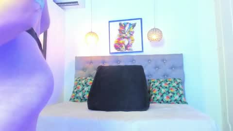 jade_brown21 online show from October 4, 1:00 am