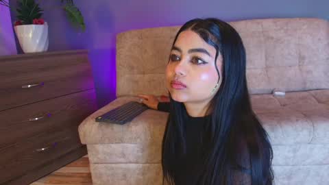  Jade Brunete  online show from May 16, 8:30 pm