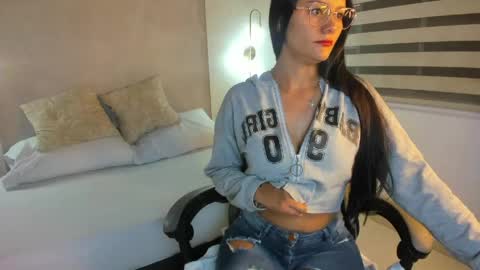 J A D E online show from May 8, 11:35 am