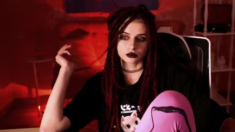jade_castle online show from May 14, 5:08 pm