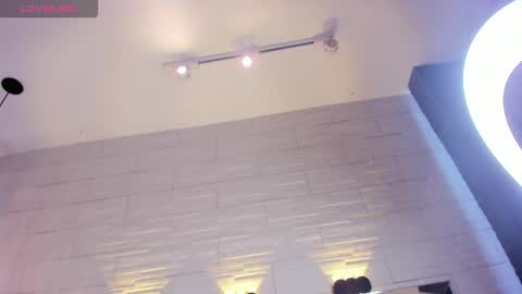  JADE  online show from March 21, 5:07 pm