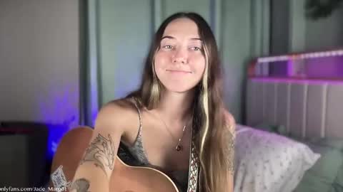 Jade Margot online show from November 22, 3:53 am