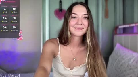 Snapshot of jade_margot chatting on October 18, 9:05 pm Jade Margot online show from October 18, 9:05 pm