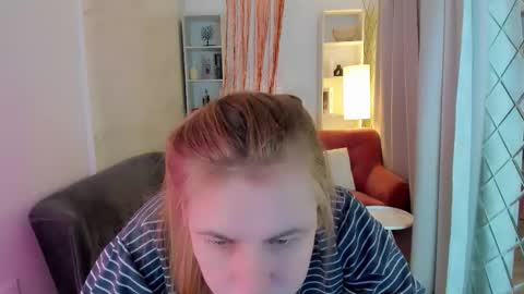 Jade online show from January 7, 8:34 pm