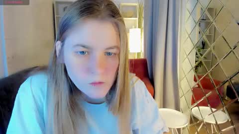 Jade online show from December 20, 1:48 pm