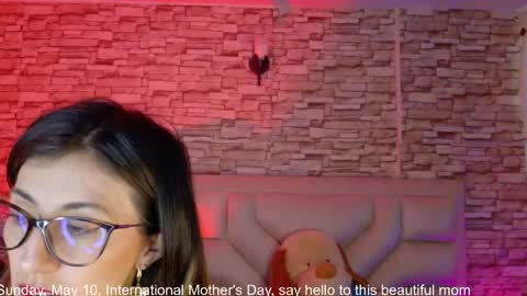 jade white  online show from May 8, 1:58 pm