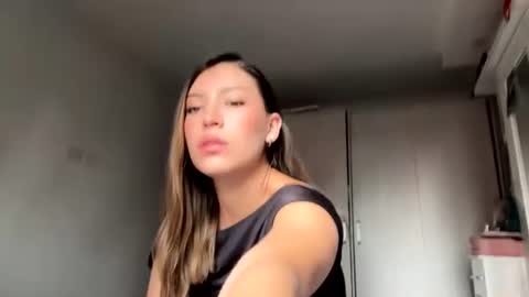 Jade online show from July 8, 9:17 pm