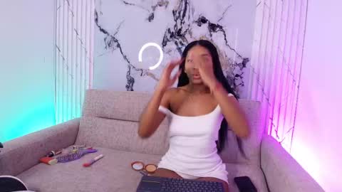 Jade  online show from September 12, 2:46 pm