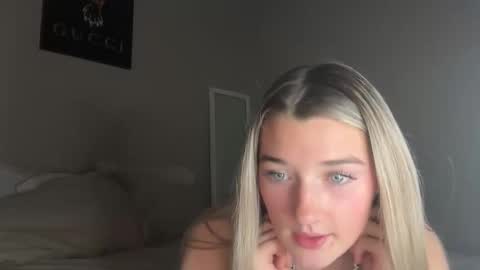 Jade james online show from May 12, 3:37 am