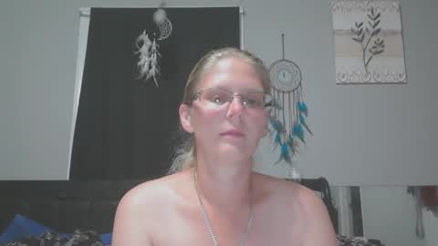 JadeLuv online show from May 20, 2:08 am