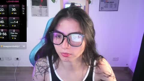 Jade 3 online show from June 10, 4:33 am